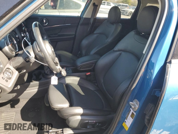 2018 MINI Countryman Cooper S с VIN WMZYT3C31J3E93921, выставлен на аукционе Copart как лот 49410385 с пробегом 65 657 миль миль и Списание • Salvage title. История ставок и продаж доступна на DreamBid. Изображение 7.