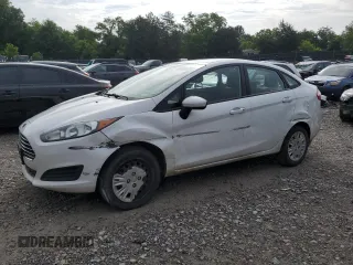 2019 Ford Fiesta S with VIN 3FADP4AJ3KM128489, listed as a Copart auction lot 60895695 with 121,808 mi miles and Salvage title. Bid and sale history available at DreamBid. Image 1.