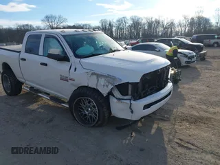 2018 Ram 2500 Tradesman с VIN 3C6UR5CJ3JG102535, выставлен на аукционе IAAI как лот 41299914 с пробегом 90 619 миль миль и . История ставок и продаж доступна на DreamBid. Изображение 1.