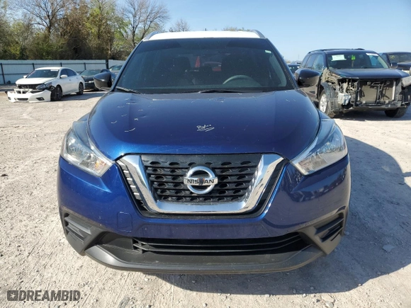 2018 Nissan Kicks SV with VIN 3N1CP5CU6JL520747, listed as a Copart auction lot 52499745 with 27,674 mi miles and Salvage Title. Bid and sale history available at carsss.com. Image 5.