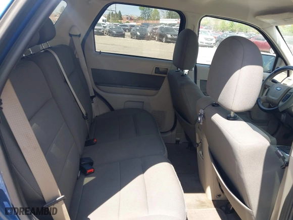 2009 Ford Escape XLT with VIN 1FMCU93G99KC49974, listed as a IAAI auction lot 42098287 with 181,745 mi miles. Bid and sale history available at carsss.com. Image 8.