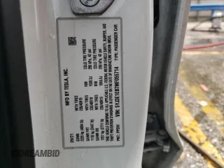 2021 Tesla Model 3 Long Range z VIN 5YJ3E1EB7MF055714, wystawiony jako Copart lot #54527535 z przebiegiem 69 321 mil mil oraz Szkoda całkowita • Salvage title. Historia ofert i sprzedaży dostępna na DreamBid. Obrazek 12.