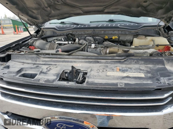 2018 Ford F-250 XL z VIN 1FT7W2BT1JEC40422, wystawiony jako Copart lot #51111395 z przebiegiem Nie podano mil oraz Szkoda całkowita • Salvage title. Historia ofert i sprzedaży dostępna na DreamBid. Obrazek 11.