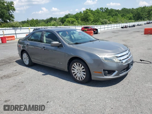 2010 Ford Fusion Hybrid with VIN 3FADP0L38AR181472, listed as a Copart auction lot 62388635 with 108,821 mi miles and Clean title. Bid and sale history available at DreamBid. Image 4.