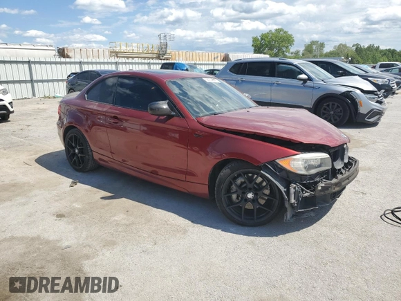2012 BMW 1 Series 135i с VIN WBAUC9C5XCVM12726, выставлен на аукционе Copart как лот 58204845 с пробегом 84 331 миль миль и Списание • Salvage title. История ставок и продаж доступна на DreamBid. Изображение 4.