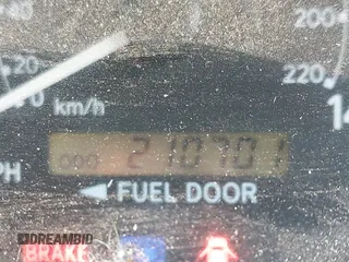 2000 Toyota Camry LE z VIN JT2BF28K6Y0282836, wystawiony jako IAAI lot #41799376 z przebiegiem 210 710 mil mil oraz . Historia ofert i sprzedaży dostępna na DreamBid. Obrazek 15.