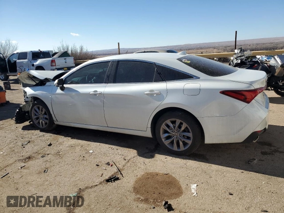 2021 Toyota Avalon XLE z VIN 4T1JZ1FB6MU058522, wystawiony jako Copart lot #88174145 z przebiegiem 24 507 mil mil oraz Szkoda całkowita • Salvage title. Historia ofert i sprzedaży dostępna na DreamBid. Obrazek 2.