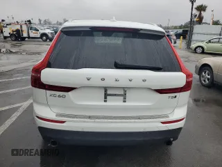 2019 Volvo XC60 Momentum z VIN LYV102RK6KB284499, wystawiony jako Copart lot #44971595 z przebiegiem 17 986 mil mil oraz Szkoda całkowita • Salvage title. Historia ofert i sprzedaży dostępna na DreamBid. Obrazek 6.