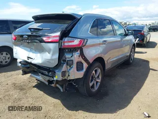 2024 Ford Edge SEL z VIN 2FMPK4J9XRBA43703, wystawiony jako IAAI lot #42064393 z przebiegiem 15 522 mil mil oraz . Historia ofert i sprzedaży dostępna na DreamBid. Obrazek 4.