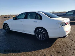 2021 Mercedes-Benz E-Class E 450 with VIN W1KZF5KB1MA927922, listed as a Copart auction lot 71623172 with 15,603 mi miles. Bid and sale history available at carsss.com. Image 2.