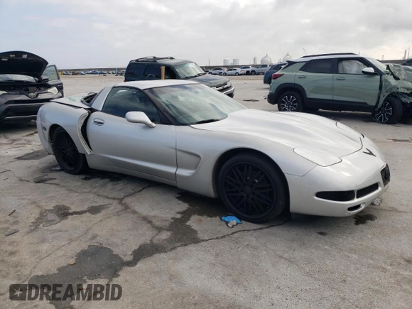 2002 Chevrolet Corvette with VIN 1G1YY22G925110271, listed as a Copart auction lot 86777864 with 118,309 mi miles and Salvage Title. Bid and sale history available at carsss.com. Image 4.