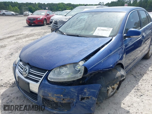2009 Volkswagen Jetta SE z VIN 3VWRZ71K99M159242, wystawiony jako IAAI lot #42200917 z przebiegiem 226 285 mil mil oraz . Historia ofert i sprzedaży dostępna na DreamBid. Obrazek 6.