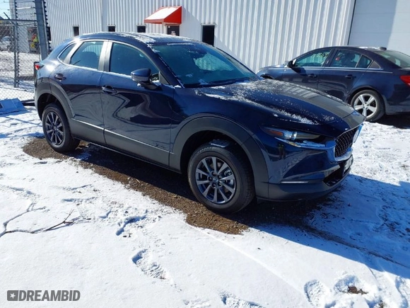 2025 Mazda CX-30 2.5 S with VIN 3MVDMBAM6SM763738, listed as a IAAI auction lot 41327425 with 120 mi miles. Bid and sale history available at carsss.com. Image 1.