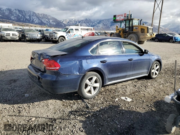 2013 Volkswagen Passat SE with VIN 1VWBH7A30DC150758, listed as a Copart auction lot 82822024 with Not provided miles and Salvage title. Bid and sale history available at DreamBid. Image 3.
