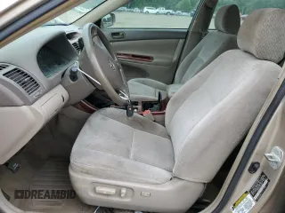 2004 Toyota Camry LE with VIN 4T1BF32K94U584660, listed as a Copart auction lot 54546085 with 275,229 mi miles and Clean Title. Bid and sale history available at carsss.com. Image 7.