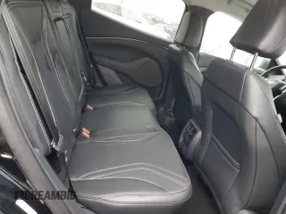 2024 Ford Mustang Mach-E Premium z VIN 3FMTK3R70RMA15127, wystawiony jako Copart lot #83343264 z przebiegiem 66 mil mil oraz Szkoda całkowita • Salvage title. Historia ofert i sprzedaży dostępna na DreamBid. Obrazek 11.