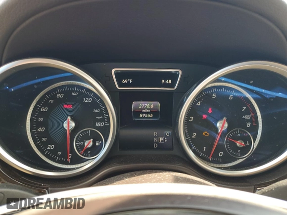 2017 Mercedes-Benz GLS 450 z VIN 4JGDF6EE6HA983517, wystawiony jako Copart lot #58035615 z przebiegiem 89 565 mil mil oraz Szkoda całkowita • Salvage title. Historia ofert i sprzedaży dostępna na DreamBid. Obrazek 9.