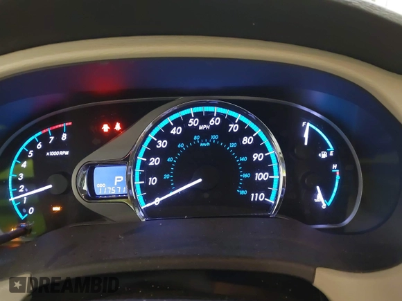 2014 Toyota Sienna Ltd with VIN 5TDDK3DCXES074614, listed as a IAAI auction lot 41691123 with 117,571 mi miles. Bid and sale history available at carsss.com. Image 7.
