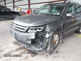 2016 Volkswagen Tiguan SE with VIN WVGBV7AX7GW526904, listed as a IAAI auction lot 42590816 with 73,758 mi miles and . Bid and sale history available at DreamBid. Image 6.