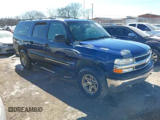 2002 Chevrolet Suburban LS with VIN 1GNFK16Z82J281842, listed as a IAAI auction lot 41633749 with 260,220 mi miles. Bid and sale history available at carsss.com. Image 1.