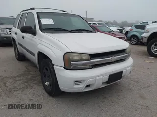 2003 Chevrolet TrailBlazer LS with VIN 1GNDS13S632353003, listed as a IAAI auction lot 41693370 with 255,165 mi miles. Bid and sale history available at carsss.com. Image 1.