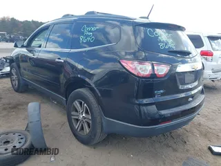 2016 Chevrolet Traverse LT with VIN 1GNKRGKD8GJ272203, listed as a IAAI auction lot 40770710 with 163,252 mi miles. Bid and sale history available at carsss.com. Image 3.
