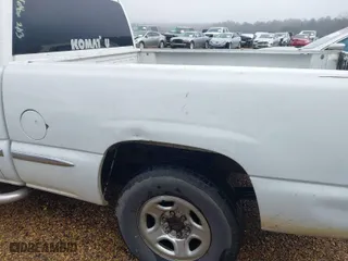 2002 GMC Sierra 1500 SLE with VIN 2GTEC19V821311698, listed as a IAAI auction lot 41585171 with 1 mi miles. Bid and sale history available at carsss.com. Image 12.