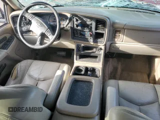 2003 Chevrolet Tahoe Special Service with VIN 1GNEK13Z23J222562, listed as a Copart auction lot 82132184 with Not Provided miles and Salvage Title. Bid and sale history available at carsss.com. Image 8.
