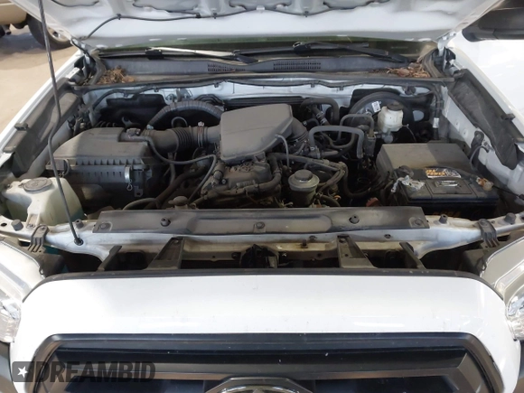 2021 Toyota Tacoma SR with VIN 3TYRX5GN3MT025810, listed as a IAAI auction lot 41355652 with 83,924 mi miles and . Bid and sale history available at DreamBid. Image 10.