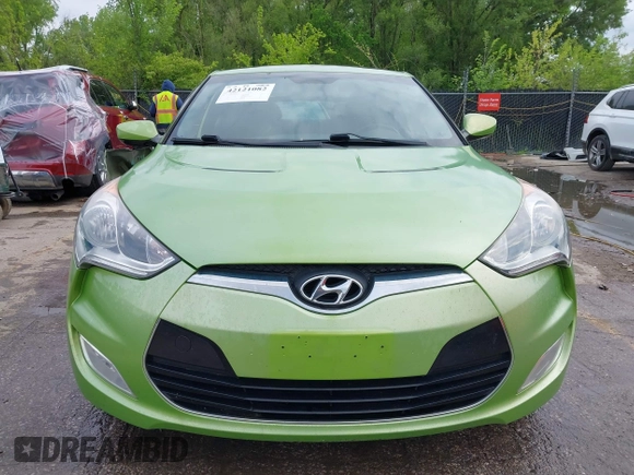 2012 Hyundai Veloster w/Gray Int with VIN KMHTC6AD6CU082432, listed as a IAAI auction lot 42121082 with 153,487 mi miles and . Bid and sale history available at DreamBid. Image 12.