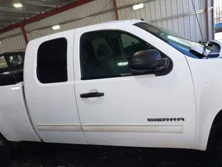 2009 GMC Sierra 1500 SLE with VIN 1GTEK29J19Z289356, listed as a IAAI auction lot 41685255 with 263,314 mi miles. Bid and sale history available at carsss.com. Image 13.