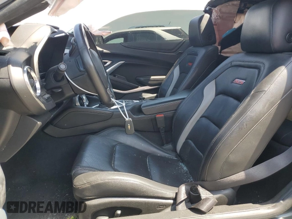 2020 Chevrolet Camaro 2SS z VIN 1G1FH1R70L0117597, wystawiony jako Copart lot #53777965 z przebiegiem 79 711 mil mil oraz Szkoda całkowita • Salvage title. Historia ofert i sprzedaży dostępna na DreamBid. Obrazek 7.