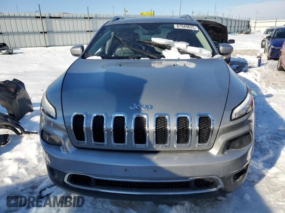 2016 Jeep Cherokee Limited with VIN 1C4PJLDB8GW264342, listed as a Copart auction lot 87949625 with 117,749 mi miles and Salvage Title. Bid and sale history available at carsss.com. Image 5.