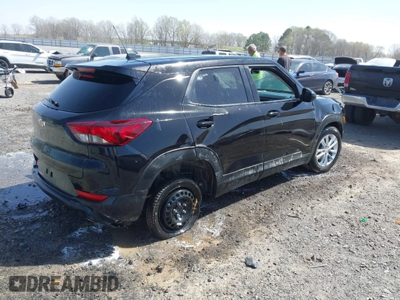 2025 Chevrolet TrailBlazer LS with VIN KL79MMSP8SB065034, listed as a IAAI auction lot 41811431 with Not Provided miles and . Bid and sale history available at DreamBid. Image 4.