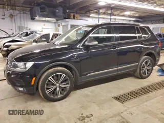 2018 Volkswagen Tiguan SEL with VIN 3VV3B7AX1JM087659, listed as a Copart auction lot 41902795 with 116,512 mi miles and Salvage Title. Bid and sale history available at DreamBid. Image 1.