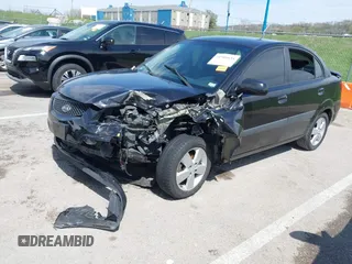 2008 Kia Rio LX with VIN KNADE123X86323641, listed as a IAAI auction lot 41985631 with 175,102 mi miles and . Bid and sale history available at DreamBid. Image 16.