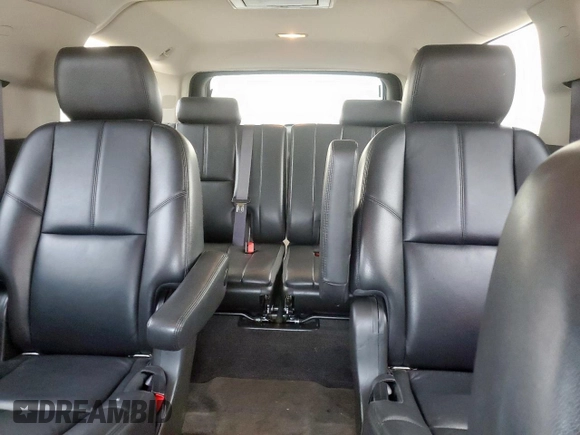 2012 Chevrolet Suburban LT with VIN 1GNSCJE01CR325049, listed as a Copart auction lot 56212525 with 264,000 mi miles and Clean title. Bid and sale history available at DreamBid. Image 10.