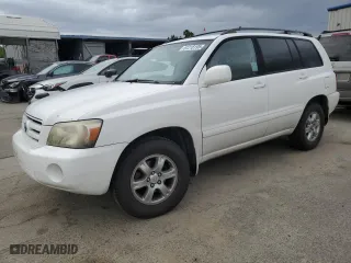 2006 Toyota Highlander w/3rd Row with VIN JTEDP21A260117471, listed as a Copart auction lot 51218195 with 252,557 mi miles and Salvage Title. Bid and sale history available at carsss.com. Image 1.
