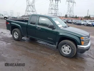 2004 Chevrolet Colorado LS Z71 with VIN 1GCDT196048223149, listed as a IAAI auction lot 41548079 with 183,963 mi miles. Bid and sale history available at carsss.com. Image 1.