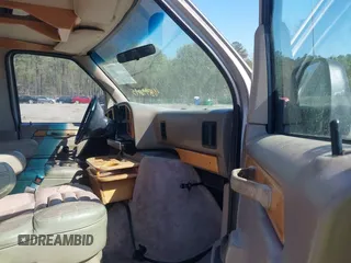 1995 Ford Econoline Cargo with VIN 1FDEE14N3SHB67245, listed as a IAAI auction lot 41899095 with 200,078 mi miles and . Bid and sale history available at carsss.com. Image 5.