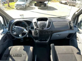 2019 Ford Transit Passenger XL z VIN 1FBAX2CM7KKA60959, wystawiony jako Copart lot #56836625 z przebiegiem 281 088 mil mil oraz Tytuł czysty. Historia ofert i sprzedaży dostępna na DreamBid. Obrazek 9.