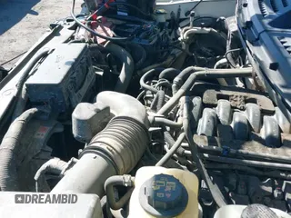 2011 Ford F-150 XL z VIN 1FTFX1CF8BKD36093, wystawiony jako IAAI lot #41701650 z przebiegiem 239 470 mil mil oraz . Historia ofert i sprzedaży dostępna na DreamBid. Obrazek 19.