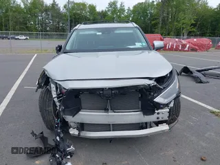2024 Toyota Highlander LE with VIN 5TDKDRBH6RS532755, listed as a IAAI auction lot 42368462 with 8,337 mi miles and . Bid and sale history available at DreamBid. Image 13.