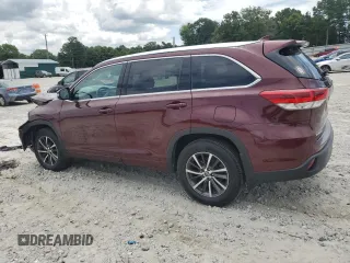 2017 Toyota Highlander XLE with VIN 5TDJZRFH0HS410785, listed as a Copart auction lot 64236895 with Not provided miles and Salvage title. Bid and sale history available at DreamBid. Image 2.