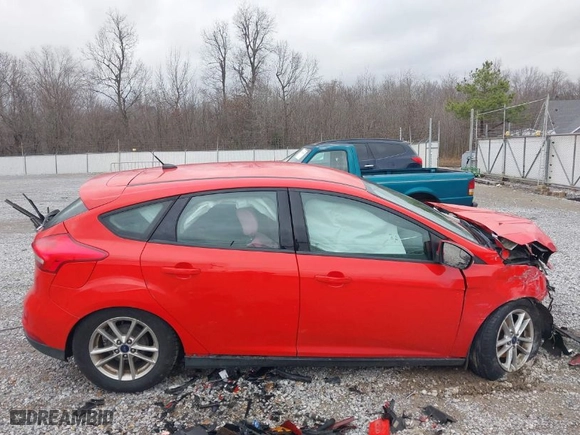 2016 Ford Focus SE with VIN 1FADP3K27GL345053, listed as a IAAI auction lot 41209266 with 1 mi miles. Bid and sale history available at carsss.com. Image 14.