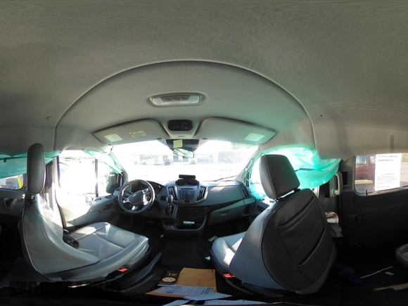2019 Ford Transit Passenger XL z VIN 1FBZX2YM2KKA81620, wystawiony jako IAAI lot #41419895 z przebiegiem 189 196 mil mil oraz . Historia ofert i sprzedaży dostępna na DreamBid. Obrazek 17.
