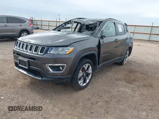 2019 Jeep Compass Limited z VIN 3C4NJDCB1KT641767, wystawiony jako IAAI lot #42265050 z przebiegiem 56 871 mil mil oraz . Historia ofert i sprzedaży dostępna na DreamBid. Obrazek 2.