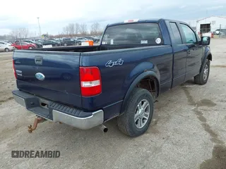 2006 Ford F-150 XLT with VIN 1FTPX14516FB33815, listed as a IAAI auction lot 41892318 with 181,196 mi miles. Bid and sale history available at carsss.com. Image 4.