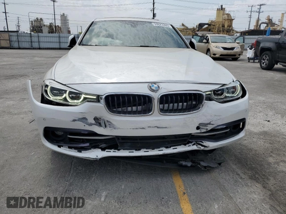 2016 BMW 3 Series 328i z VIN WBA8E9C59GK645483, wystawiony jako Copart lot #59623365 z przebiegiem 111 222 mil mil oraz Szkoda całkowita • Salvage title. Historia ofert i sprzedaży dostępna na DreamBid. Obrazek 5.
