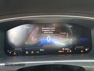 2024 Volkswagen Tiguan S z VIN 3VVRB7AX5RM151188, wystawiony jako Copart lot #55497675 z przebiegiem Nie podano mil oraz Szkoda całkowita • Salvage title. Historia ofert i sprzedaży dostępna na DreamBid. Obrazek 9.